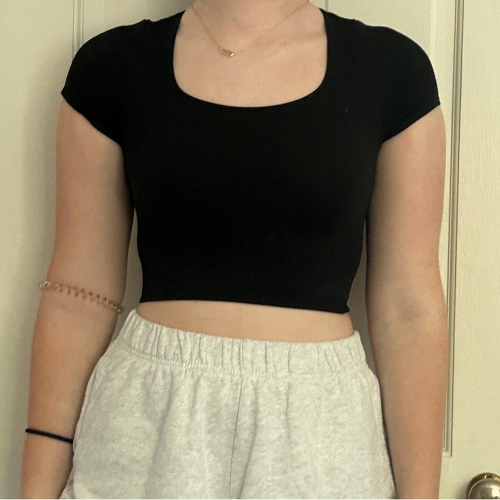 Women’s Black Crop top
